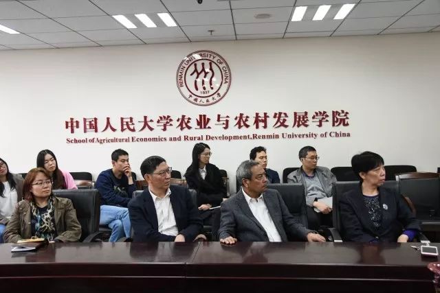 0bfed937d7b60a25389cfbe8435d7880.jpg 0bfed937d7b60a25389cfbe8435d7880.jpg